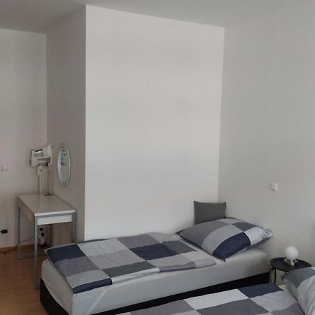 Neu! Ferienwohnung In Ерфурт Екстер'єр фото