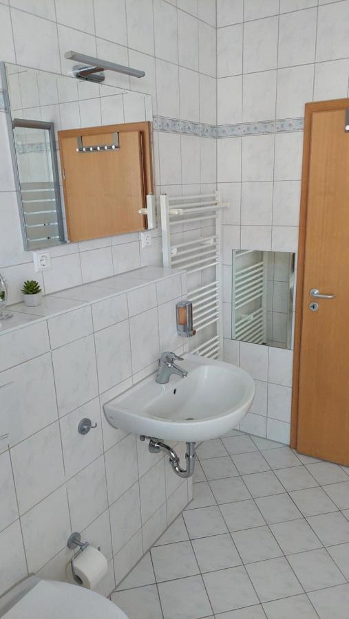 Neu! Ferienwohnung In Ерфурт Екстер'єр фото